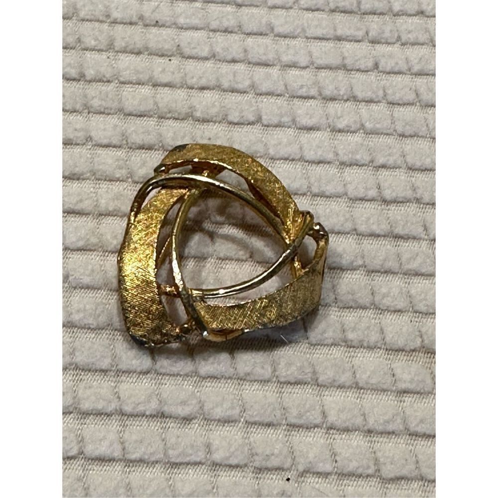 Vintage brooch 